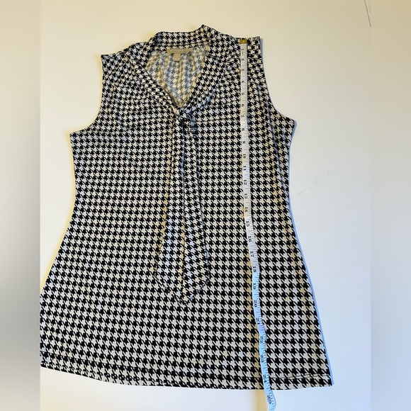 Banana Republic Black and White Houndstooth Sleeveless Blouse Size Small - Picture 5 of 6